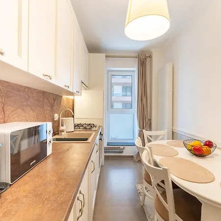 Apartment Mohost Sonia - Quiet Comfort Steps From Coresi